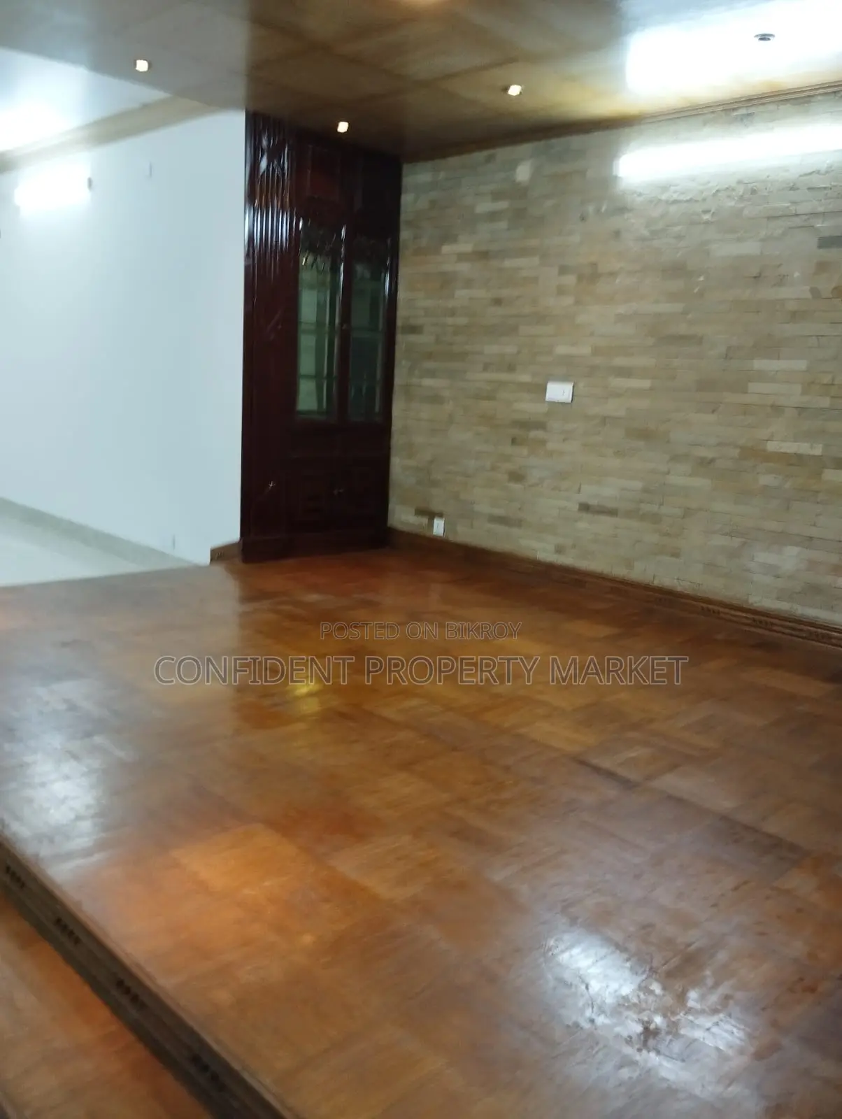 Semi Furnished Flat For Rent In Gulshan in Gulshan