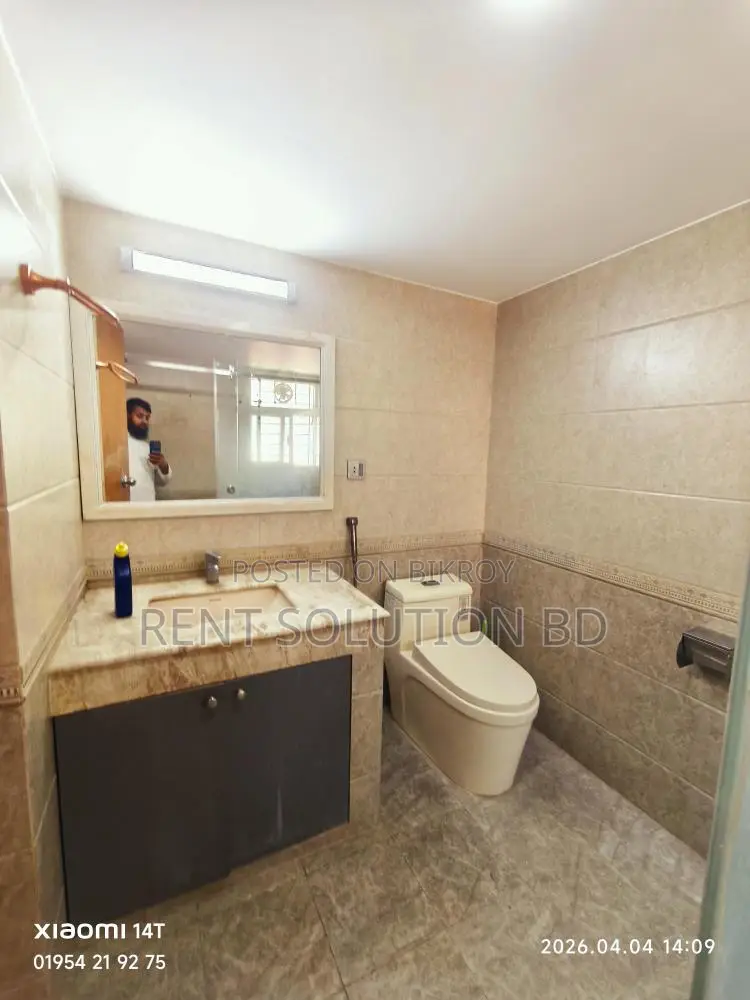 Semi Furnished Well Interior in Banani