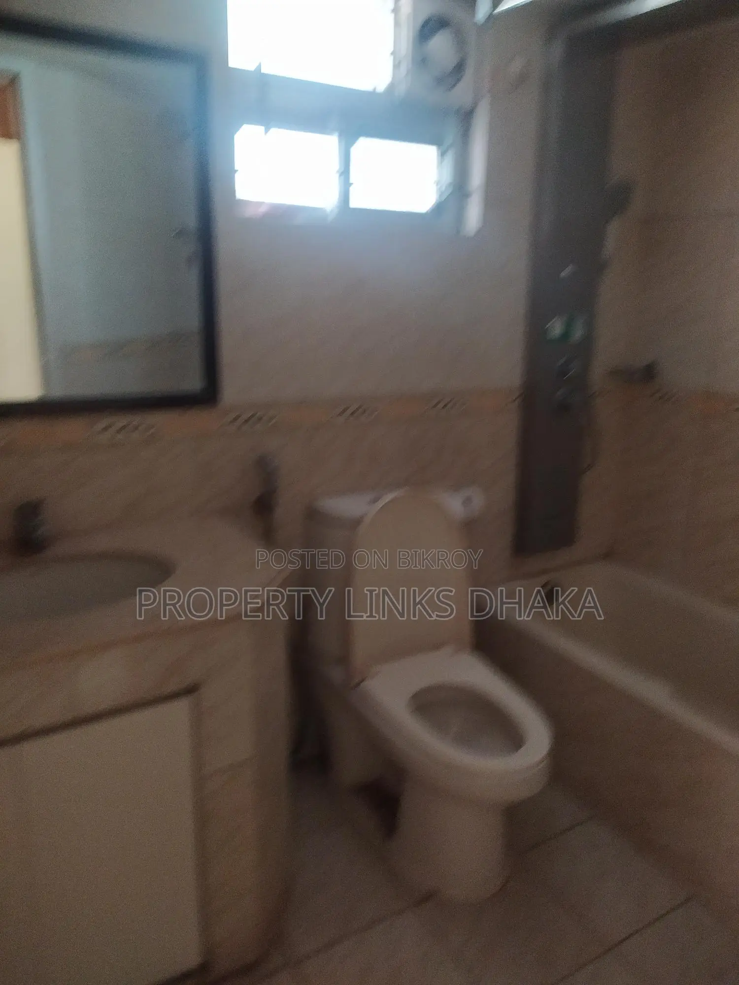 Unfurnished flat for Rent in Gulshan in Gulshan