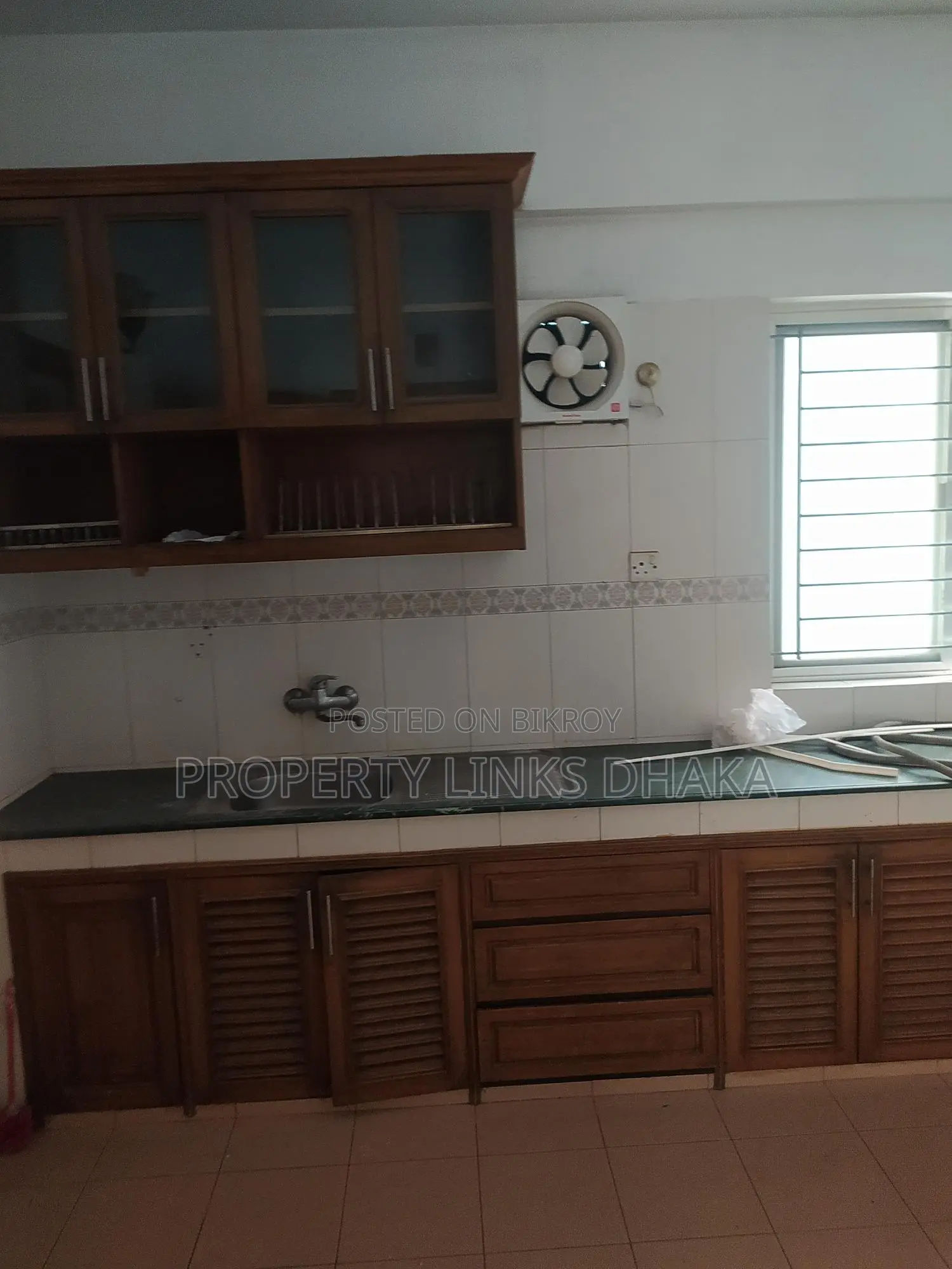 Unfurnished flat for Rent in Gulshan in Gulshan