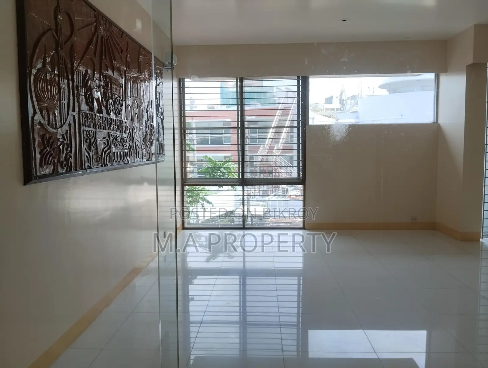 3000SFT 4BED SEMI-FURNISHED FLAT RENT IN BARIDHARA DIPLOMATIC in Baridhara