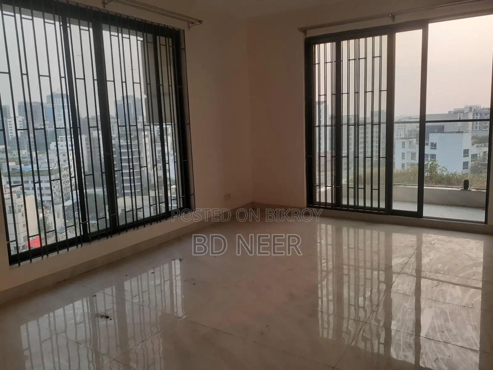 Lake View Gym Swimming 4500 Sq Ft 4Bed Flat Rent in Gulshan-2 North in Gulshan