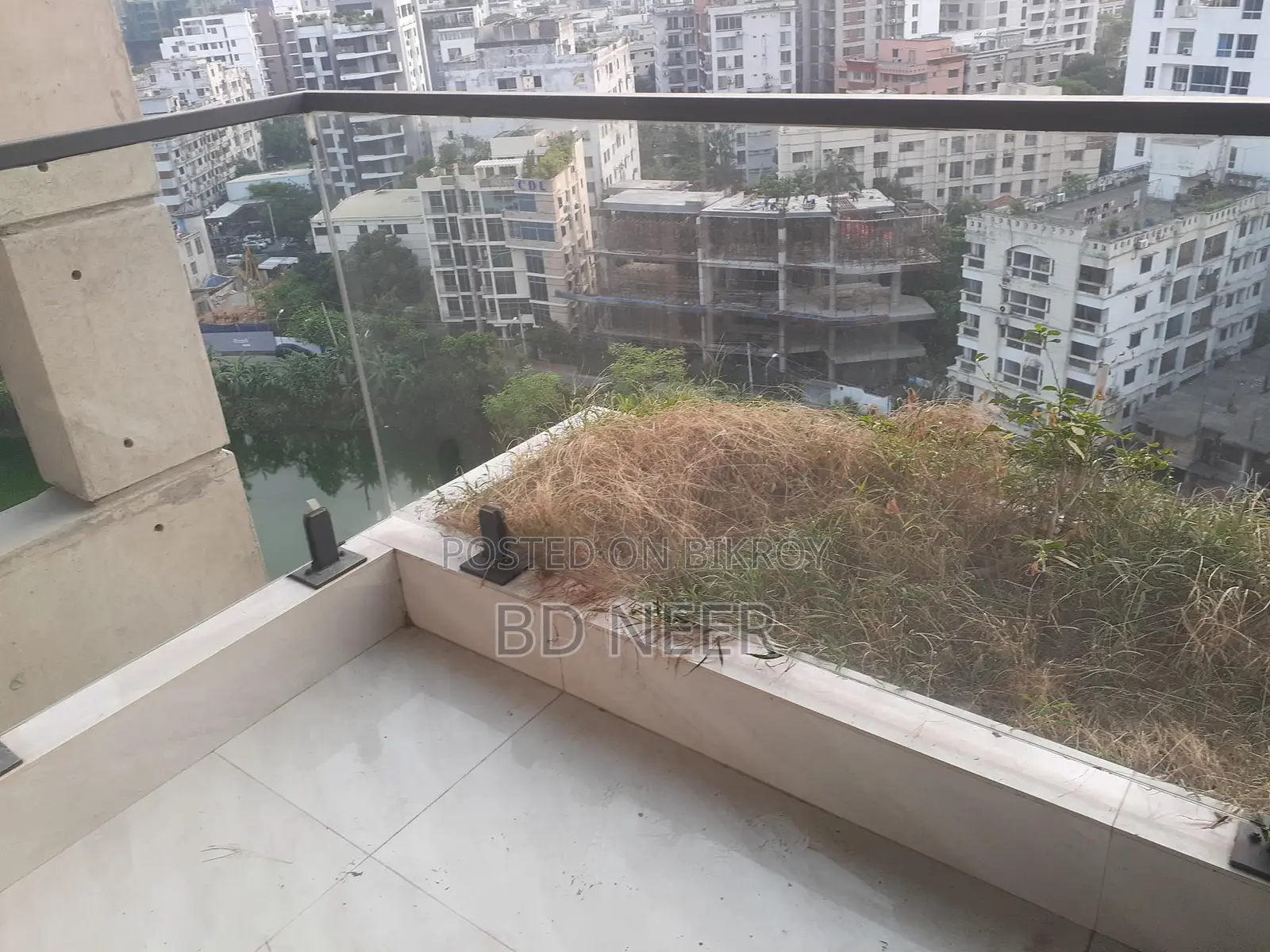 Lake View Gym Swimming 4500 Sq Ft 4Bed Flat Rent in Gulshan-2 North in Gulshan