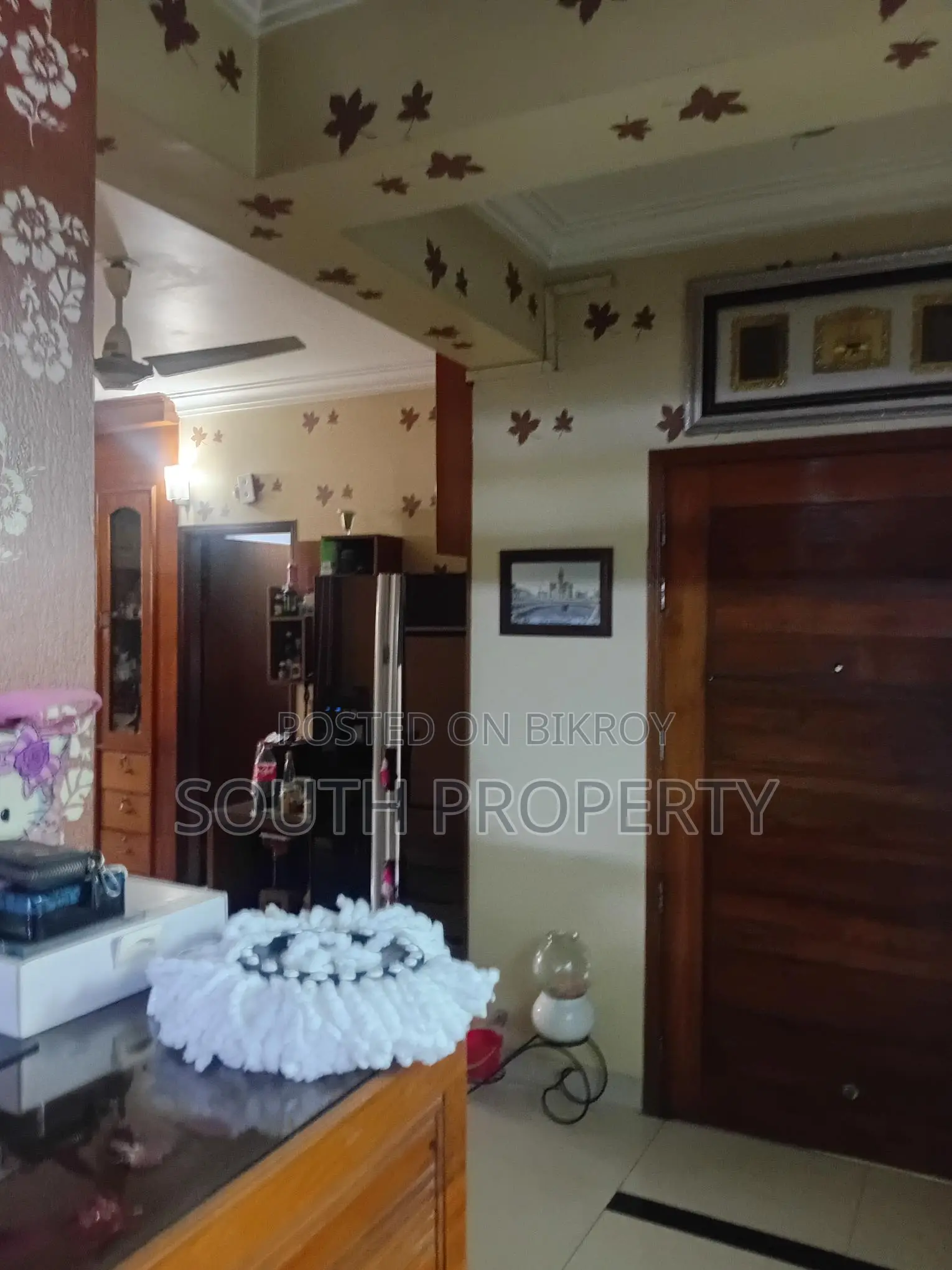 South facing ready used 2717 sft flat sale at Lalmatia. in Dhaka