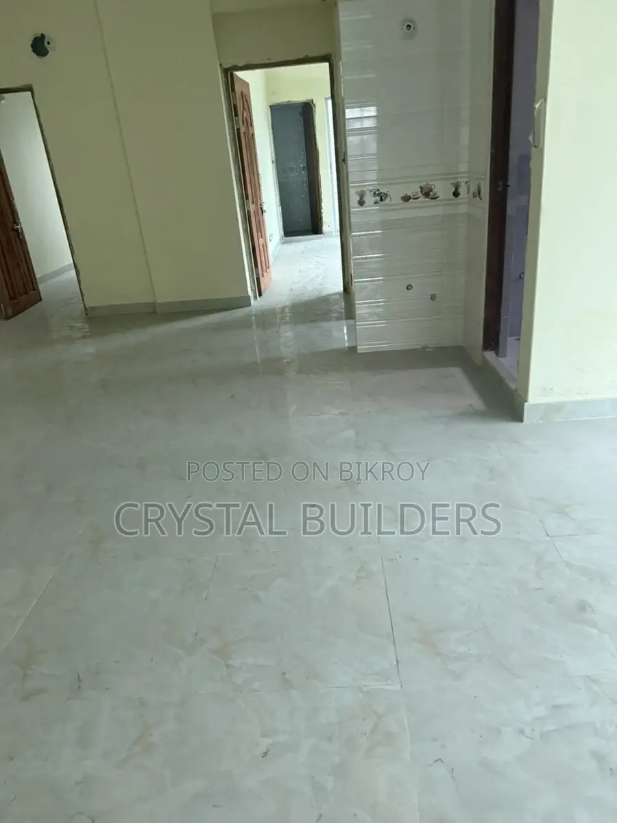 Furnished 4-Bedroom Apartment in Dhaka, Banasree for sale in Banasree