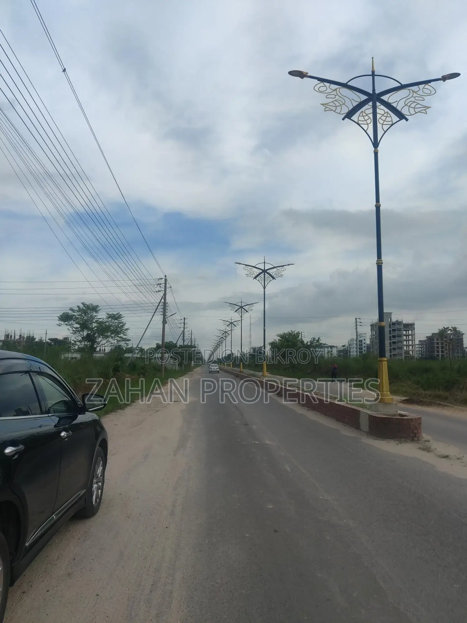 BASHUNDHARA N BLOCK 22 KATA CORNER PLOT FOR SALE in Basundhara