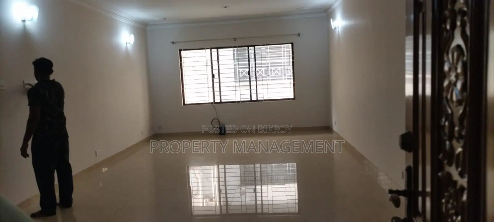 2750Sqft Unfurnished Apartment Rent 3Bed 3Bath Gulshan2 Nice View in Gulshan