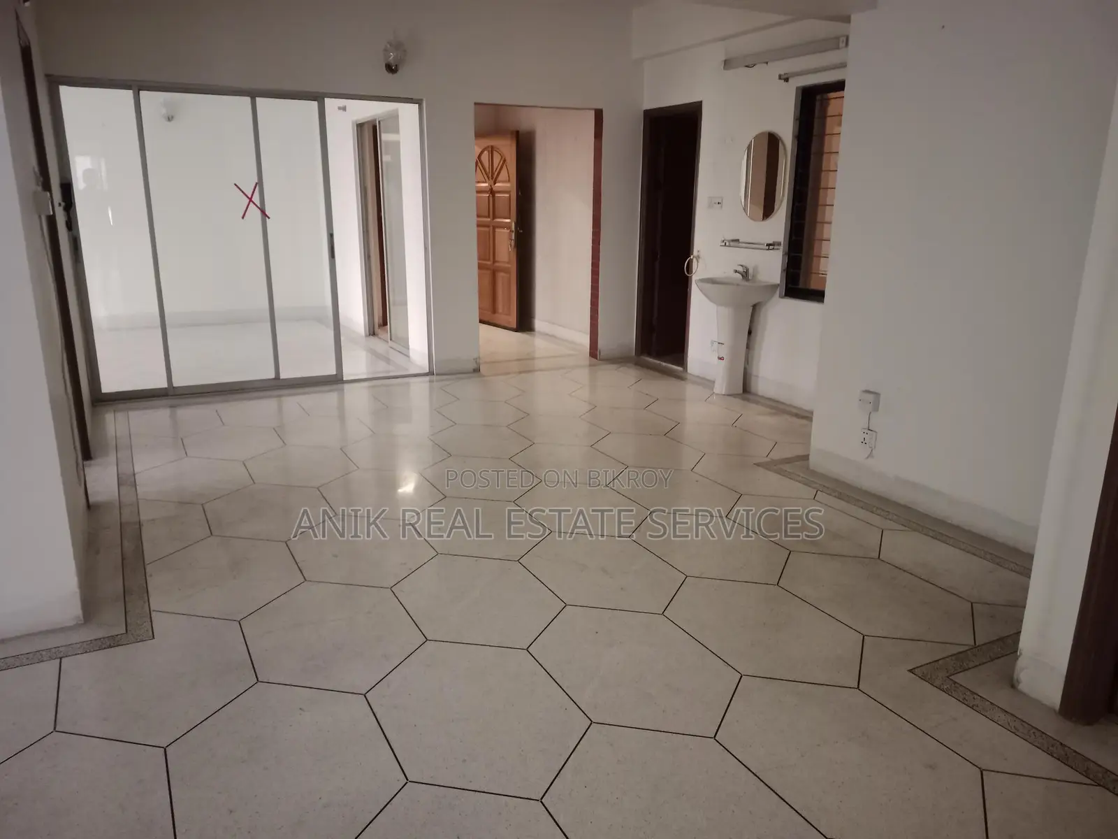 Good Quality Un Farnised Flat Rent At Gulshan 2 in Gulshan