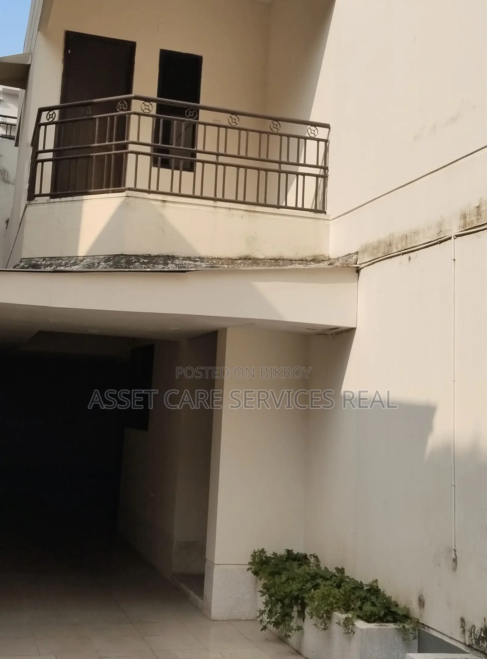 Nikunjo House 🏡 Sale in Khilkhet