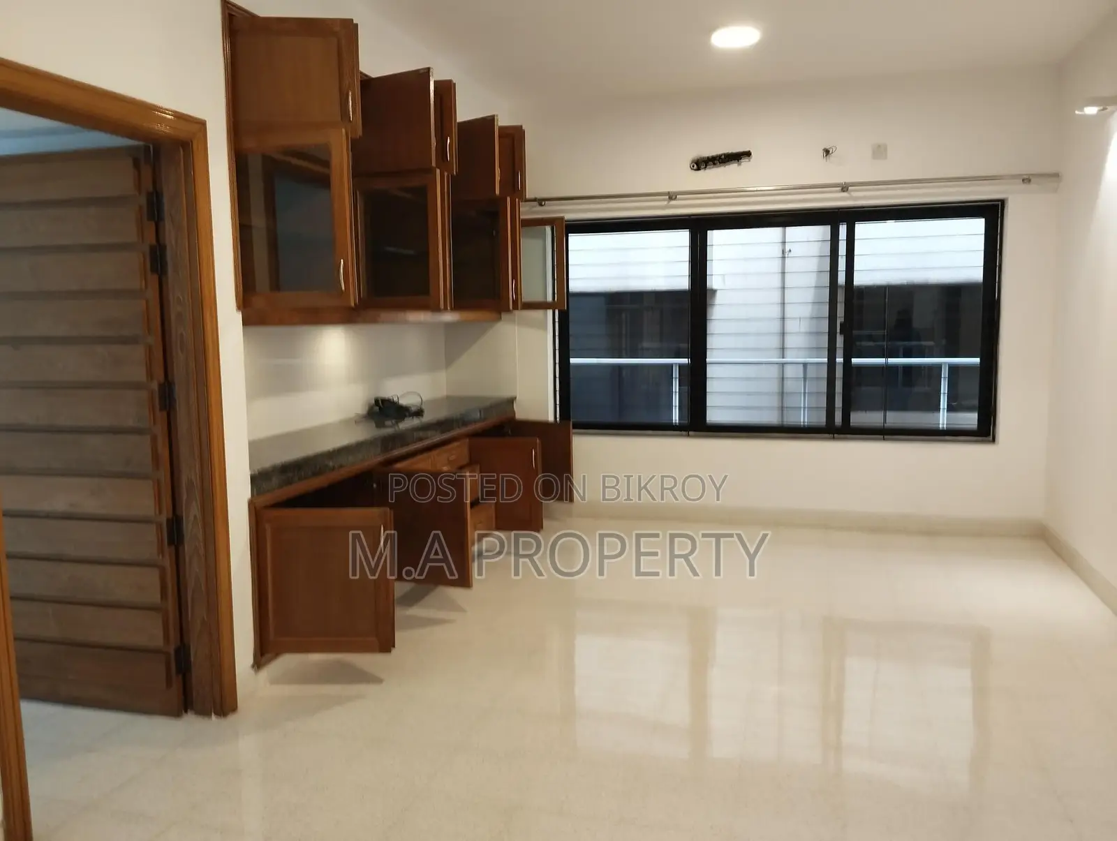 Luxury Semi-Furnished 4-Bedroom Flat for Rent in Baridhara Diplomatic Zone in Baridhara