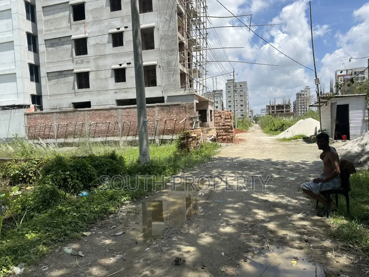 Block-M, 4-Katha, South-Face, Serial- 3800, Bashundhara R/A in Basundhara