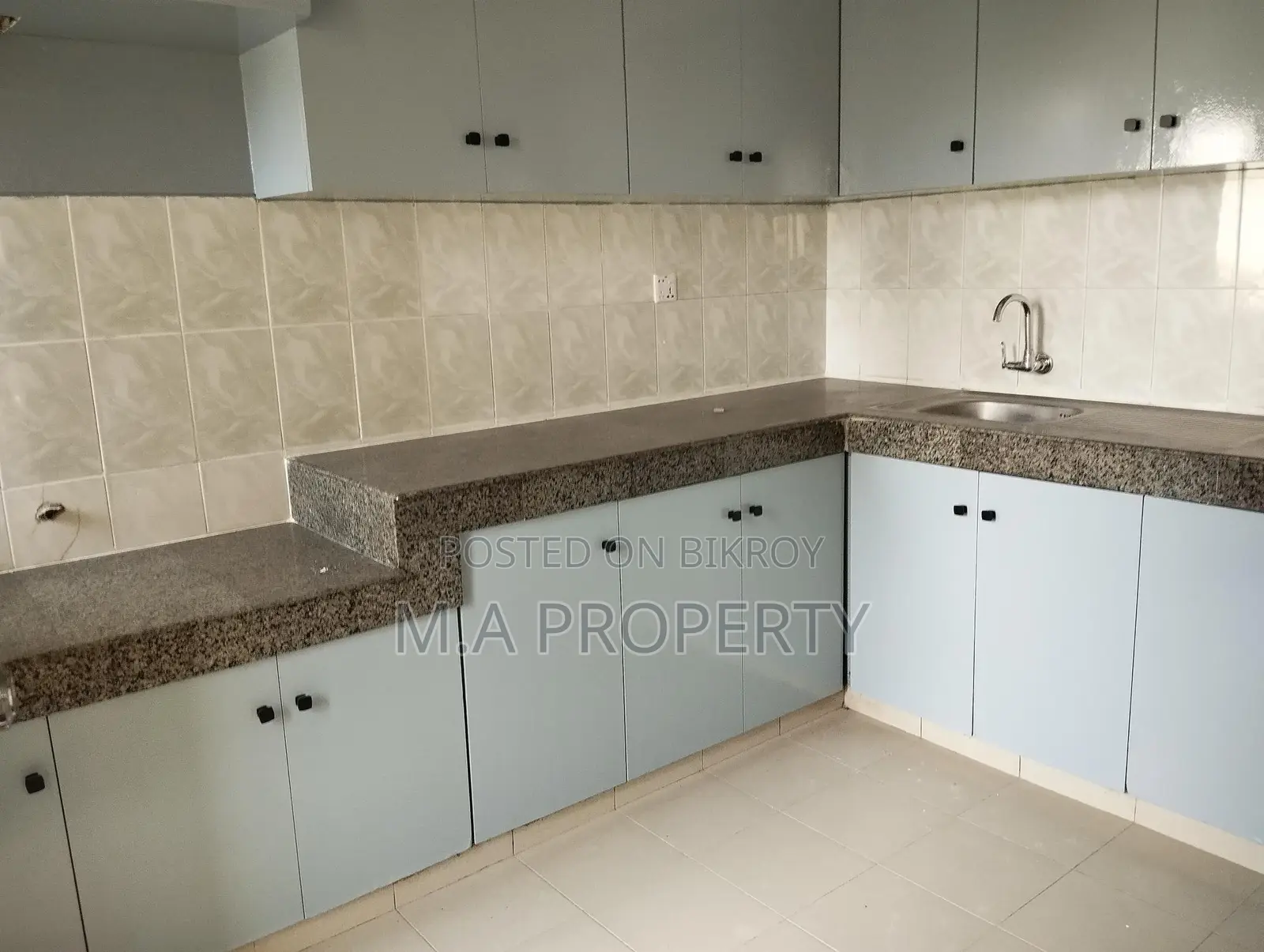 UNFINISHED FLAT FOR RENT IN GULSHAN I in Gulshan
