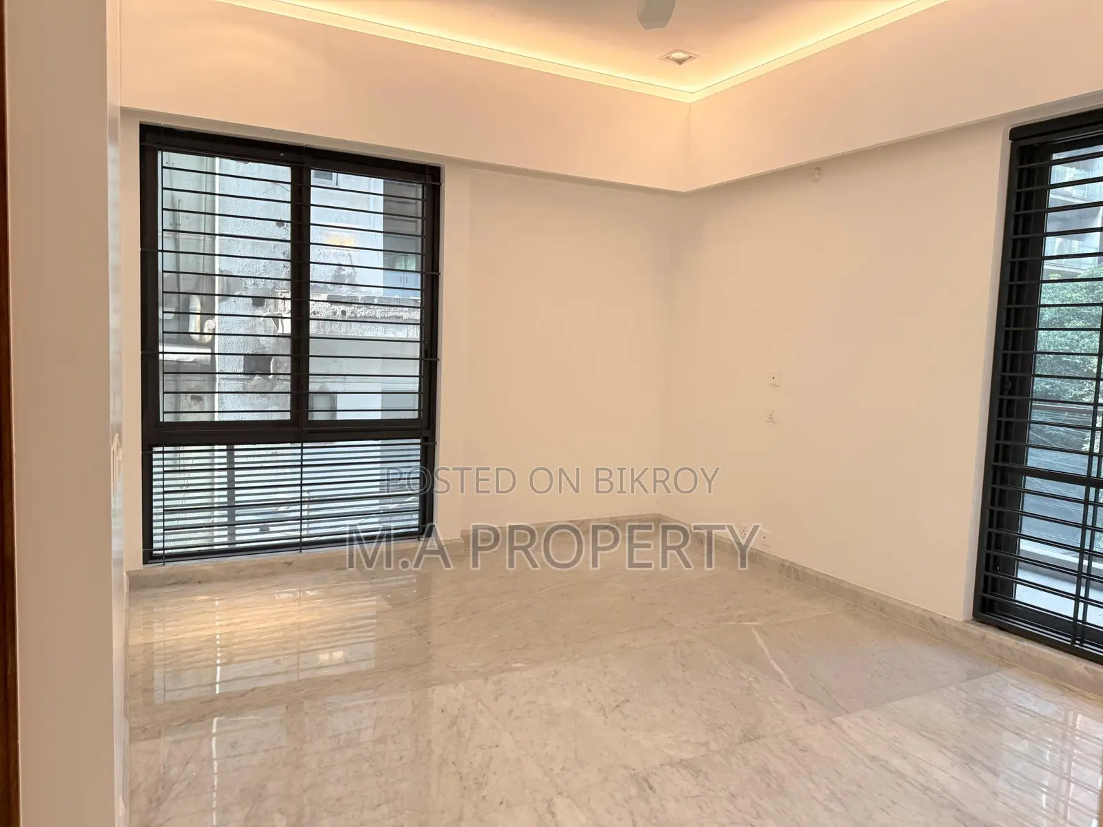 Semi-furnished apartment for rent in Gulshan in Gulshan