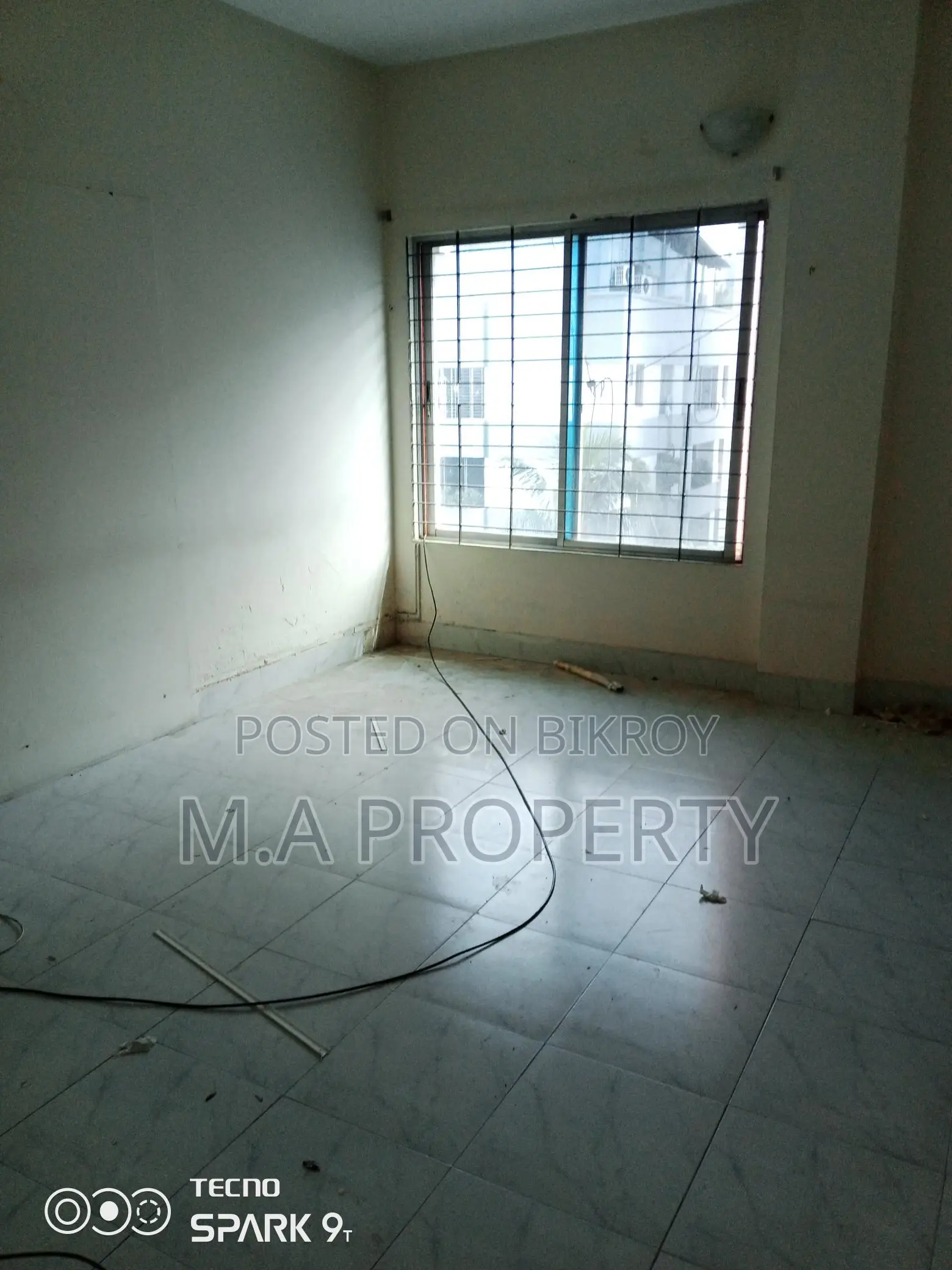 OFFICE APARTMENT 2300 Sft FOR RENT IN GULSHAN 2 in Gulshan