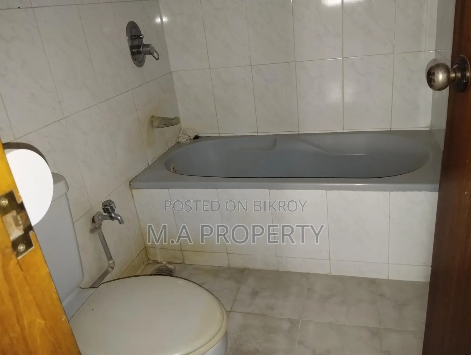 5 bed apartment for rent in gulshan north in Gulshan
