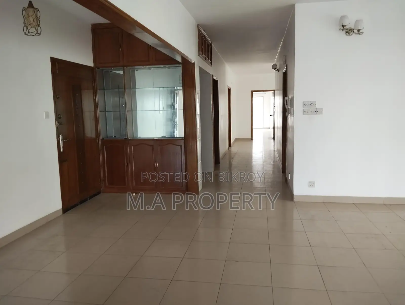 5 bed apartment for rent in gulshan north in Gulshan