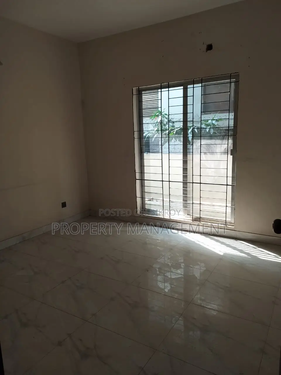 2300Sqft Office Space Rent Gulshan Nice View in Gulshan