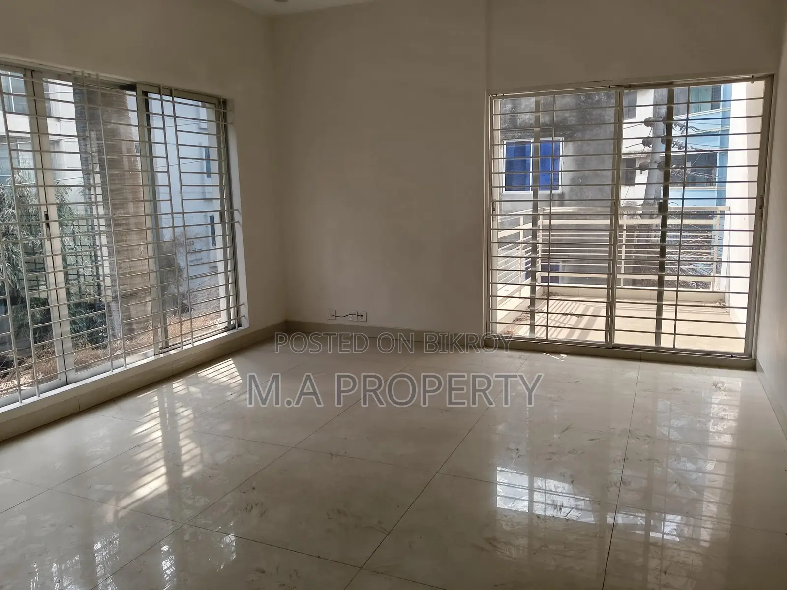 Rent Apartment 4-Bed 2-Carpark 2800sqft in Gulshan