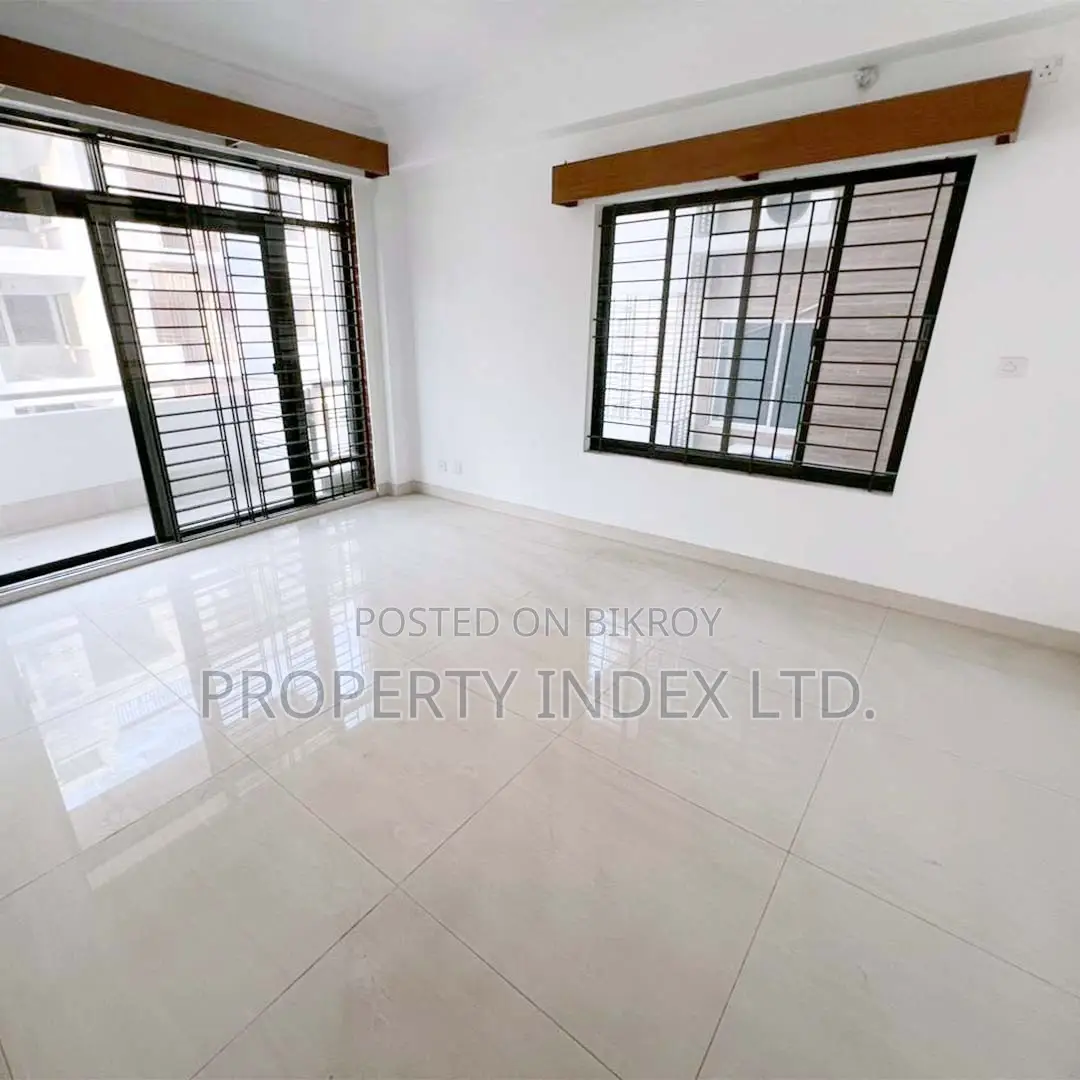Apartment for Sale! 2200 sqft at Bashundhara R/A, Block J in Basundhara