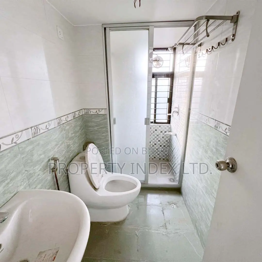 Apartment for Sale! 2200 sqft at Bashundhara R/A, Block J in Basundhara