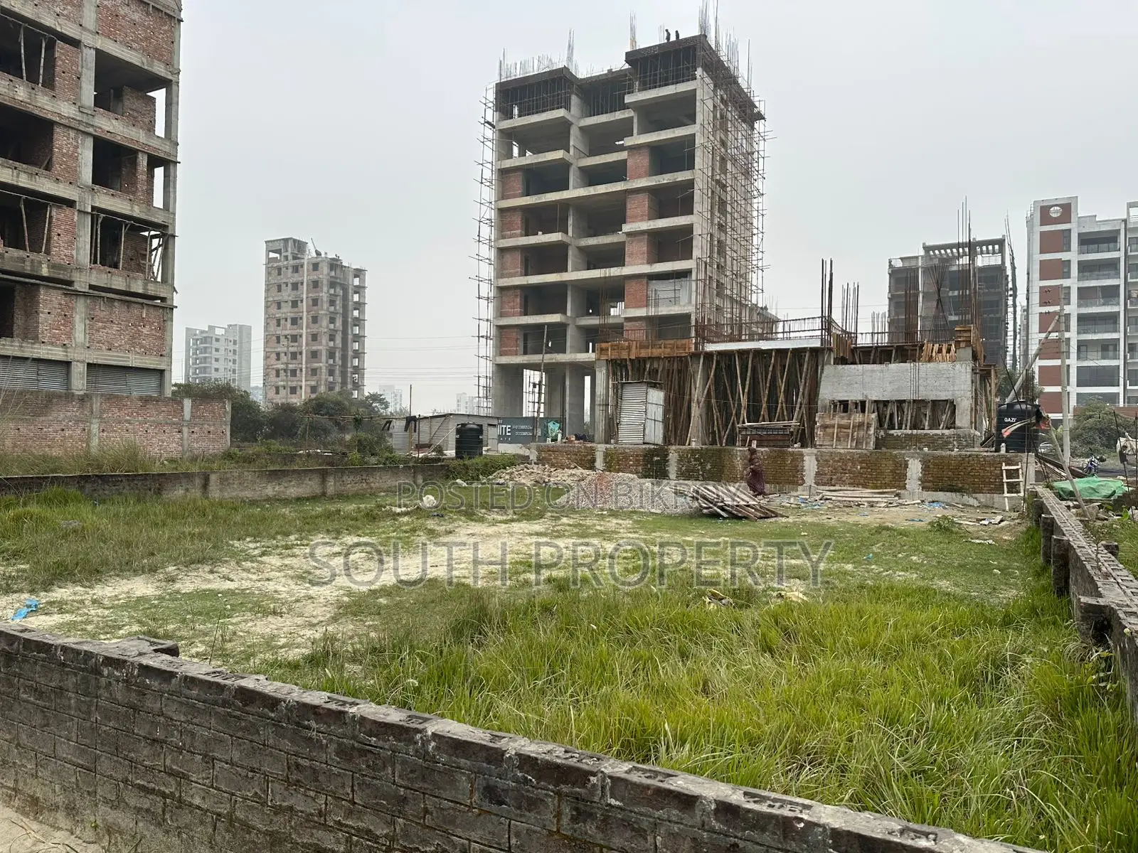 P Block, 3 Katha South-Facing Plot for Sale, Bashundhara Residential Area in Basundhara