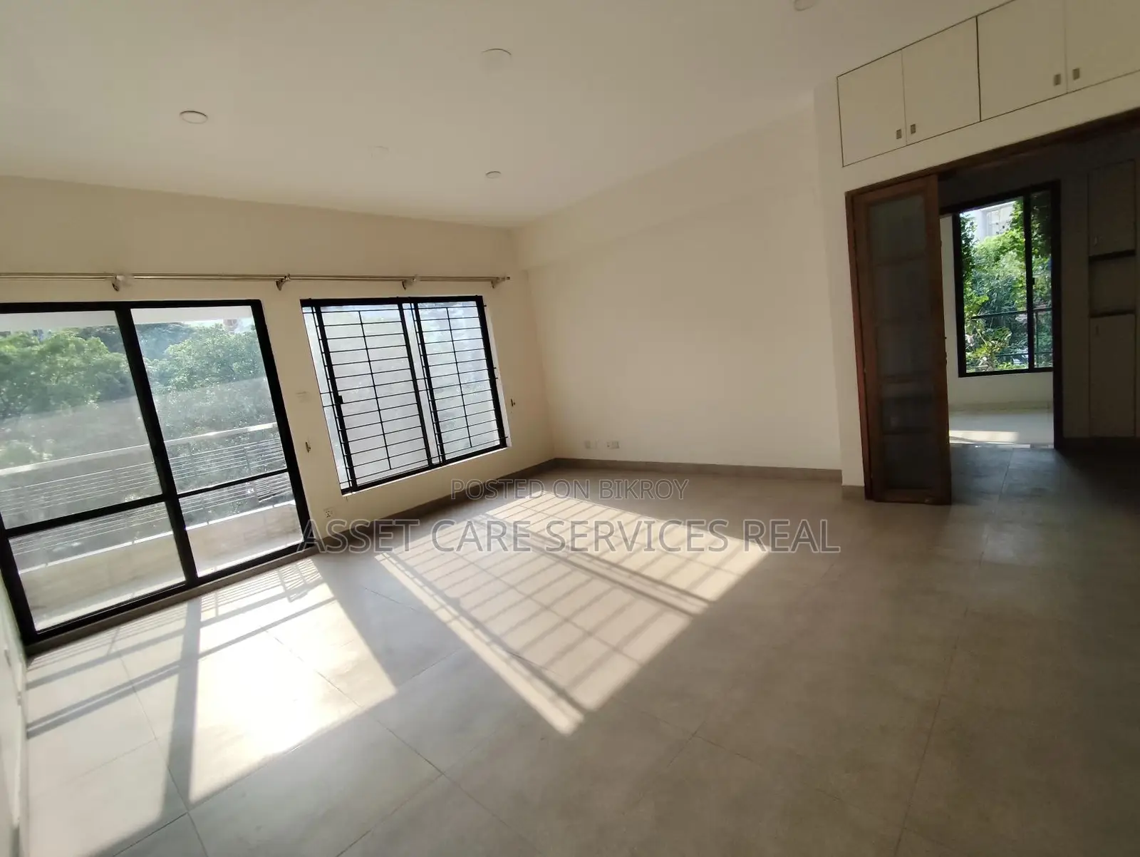 Rent a 3-Bedroom Apartment in Baridhara Diplomatic Zone with Gym and Pool in Baridhara