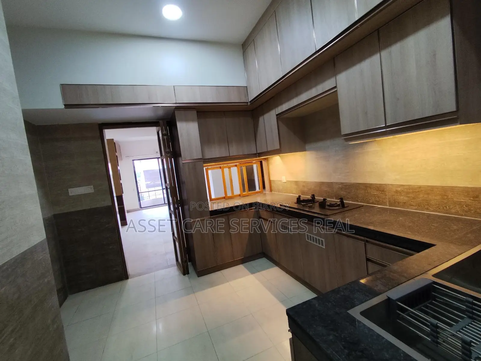 Rent a 3-Bedroom Apartment in Baridhara Diplomatic Zone with Gym and Pool in Baridhara