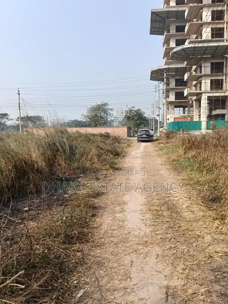 Sector-16G, South Facing 5 Katha Plot Sale in Uttara