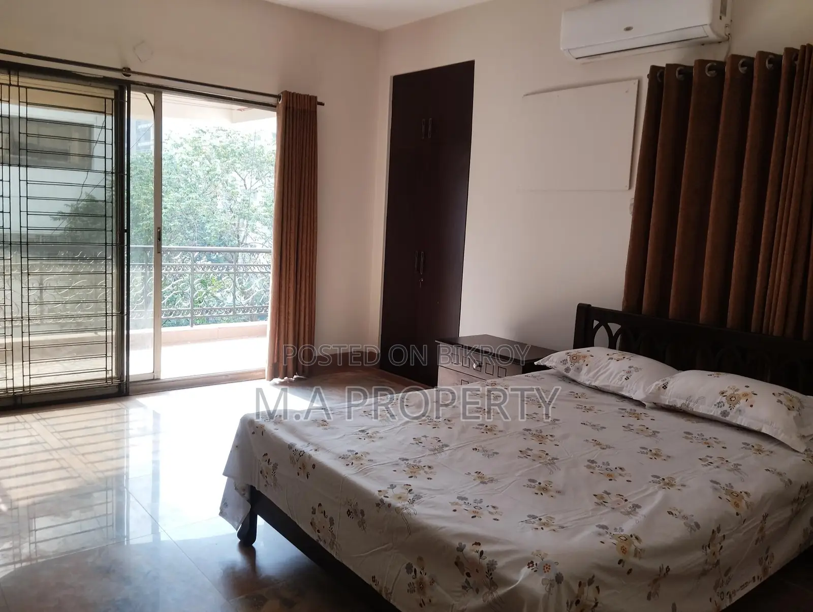 EXCLUSIVE 4 BED FURNISHED FLAT RENT IN GULSHAN 2 in Gulshan