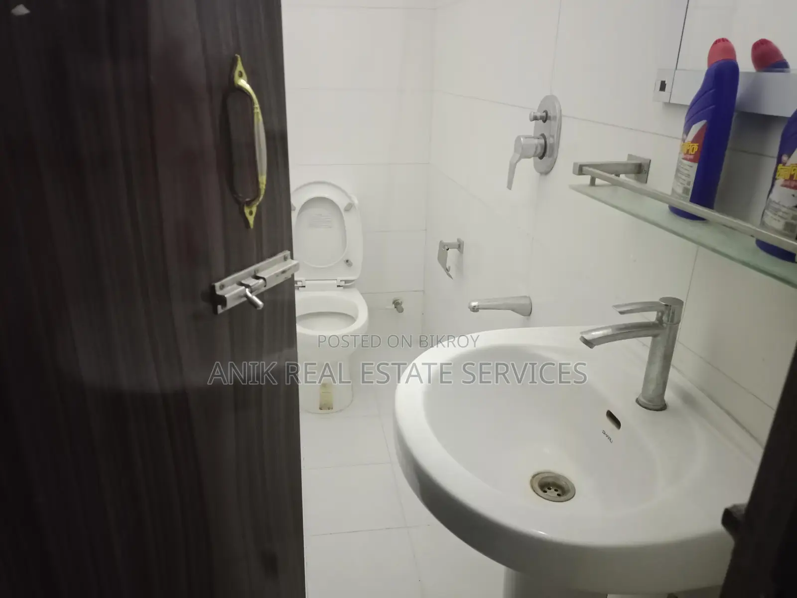 Good Quality 2500 Sft Office Space Rent At Gulshan 2 in Gulshan