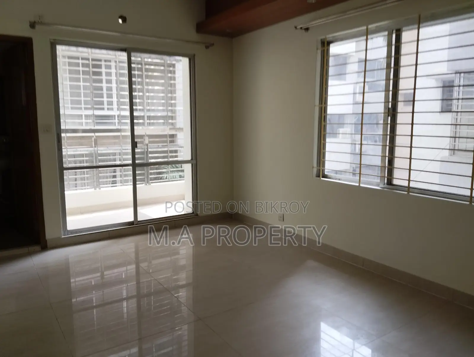GOOD QUALITY 4BED SAMI FURNISHED FLAT RENT IN BARIDHARA DIPLOMATIC in Baridhara