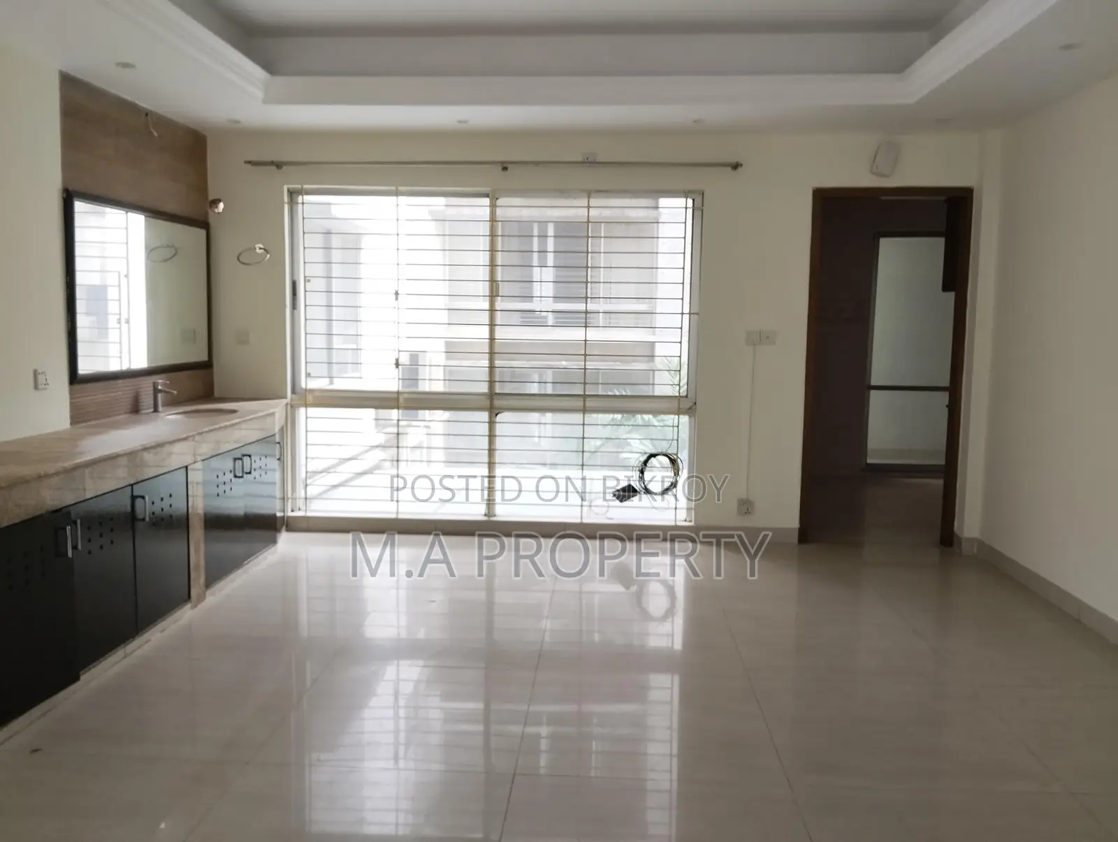 GOOD QUALITY 4BED SAMI FURNISHED FLAT RENT IN BARIDHARA DIPLOMATIC in Baridhara