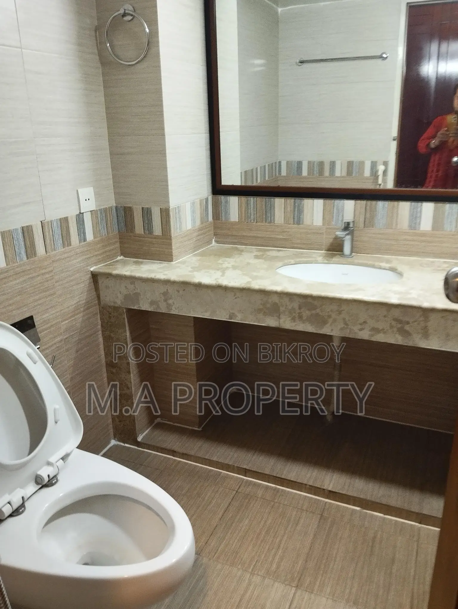 GOOD QUALITY 4BED SAMI FURNISHED FLAT RENT IN BARIDHARA DIPLOMATIC in Baridhara