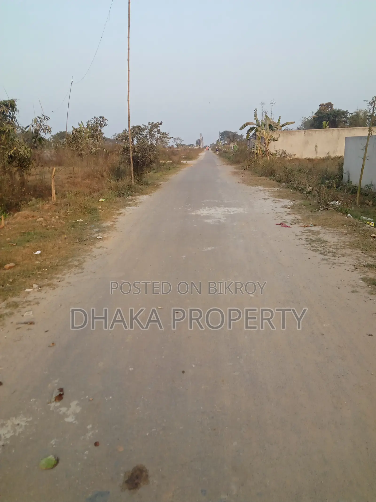 60ft Rd 3 Katha Lake View East at Sector-15/E in Uttara
