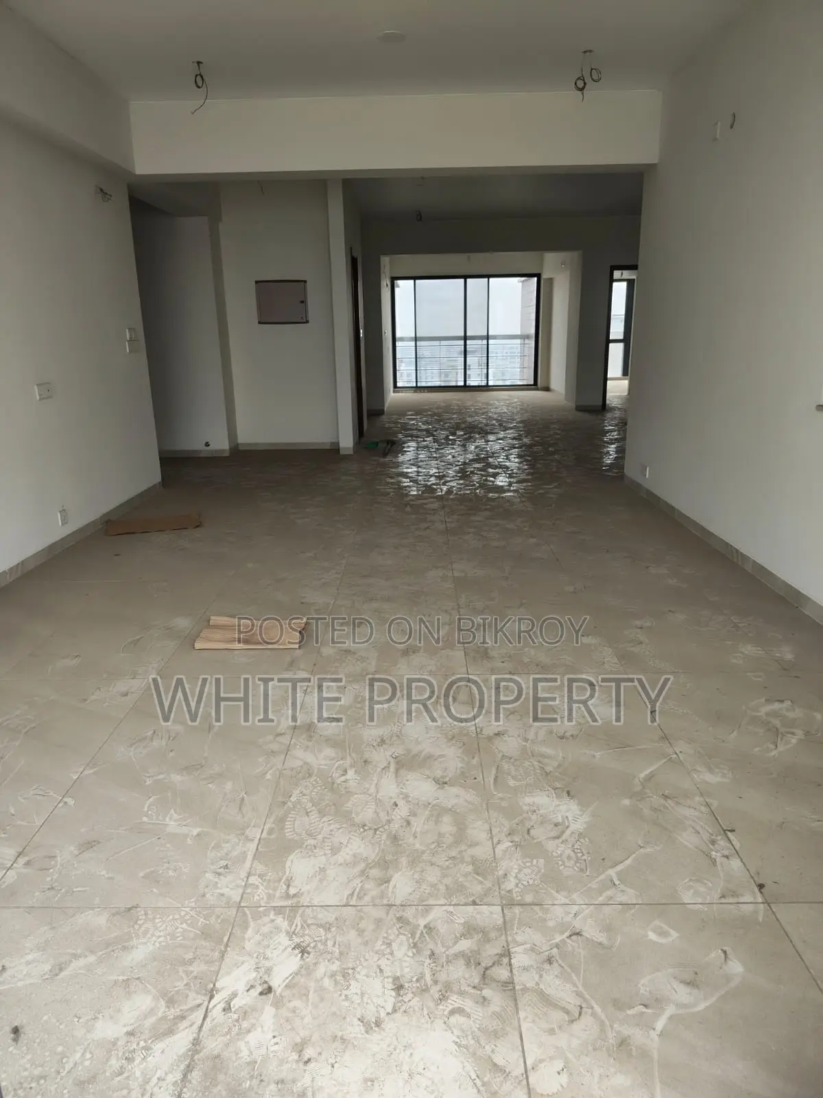Santa Luxurious Apartment sale at Bashundhara R/A in Basundhara