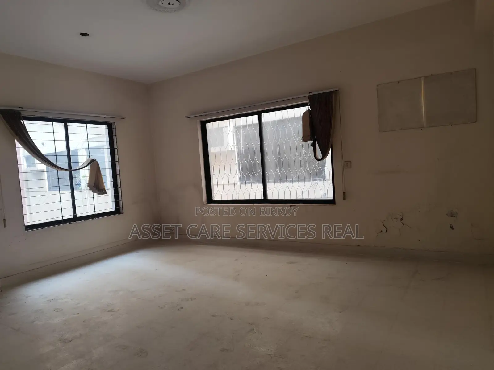 2250-Sqft Office Space for Rent in Baridhara Diplomatic Zone in Baridhara