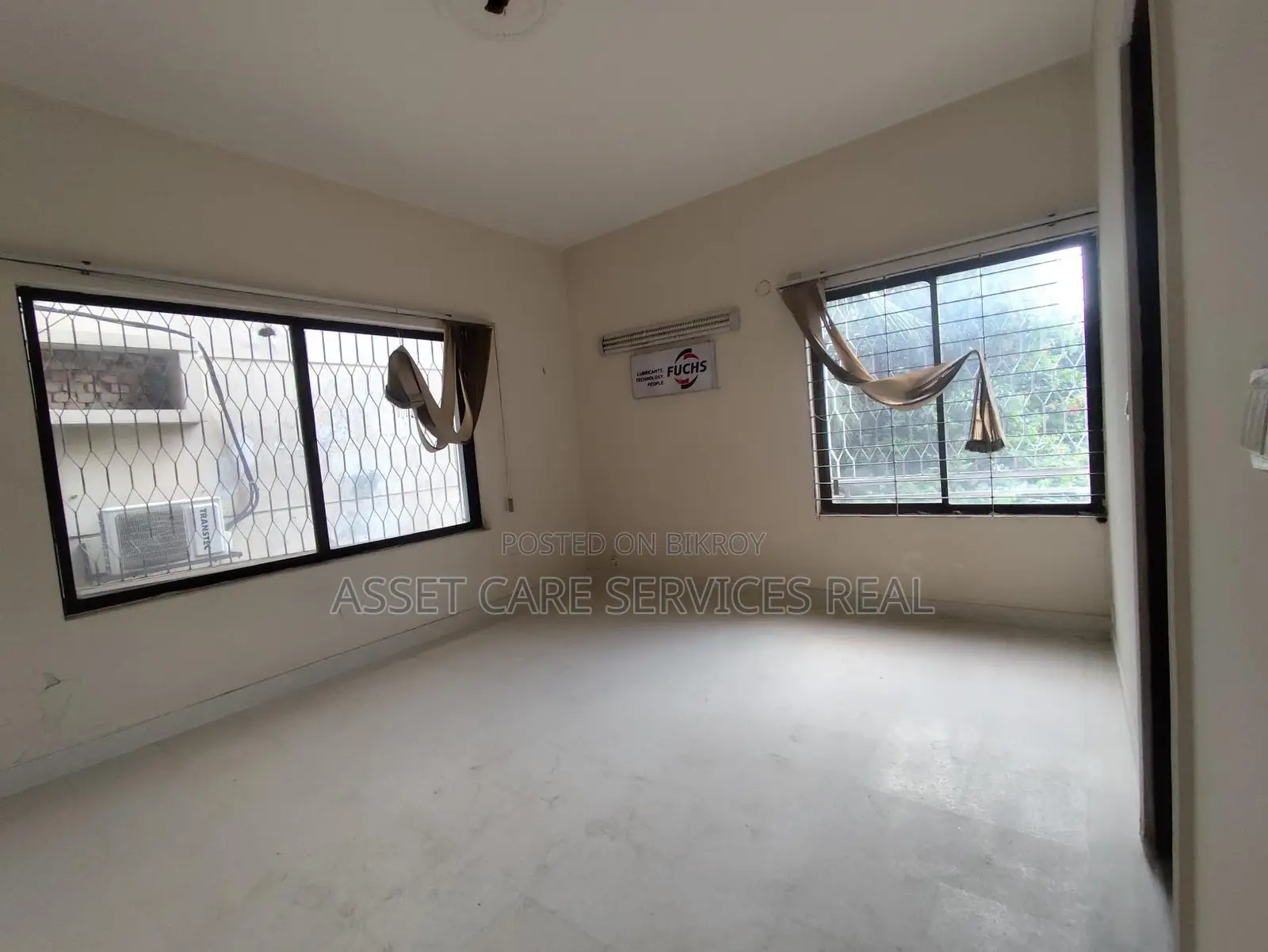 2250-Sqft Office Space for Rent in Baridhara Diplomatic Zone in Baridhara