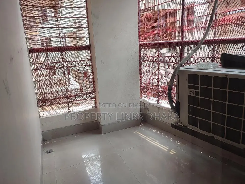 Nicely Decorated Furnished flat for Rent in Banani in Banani