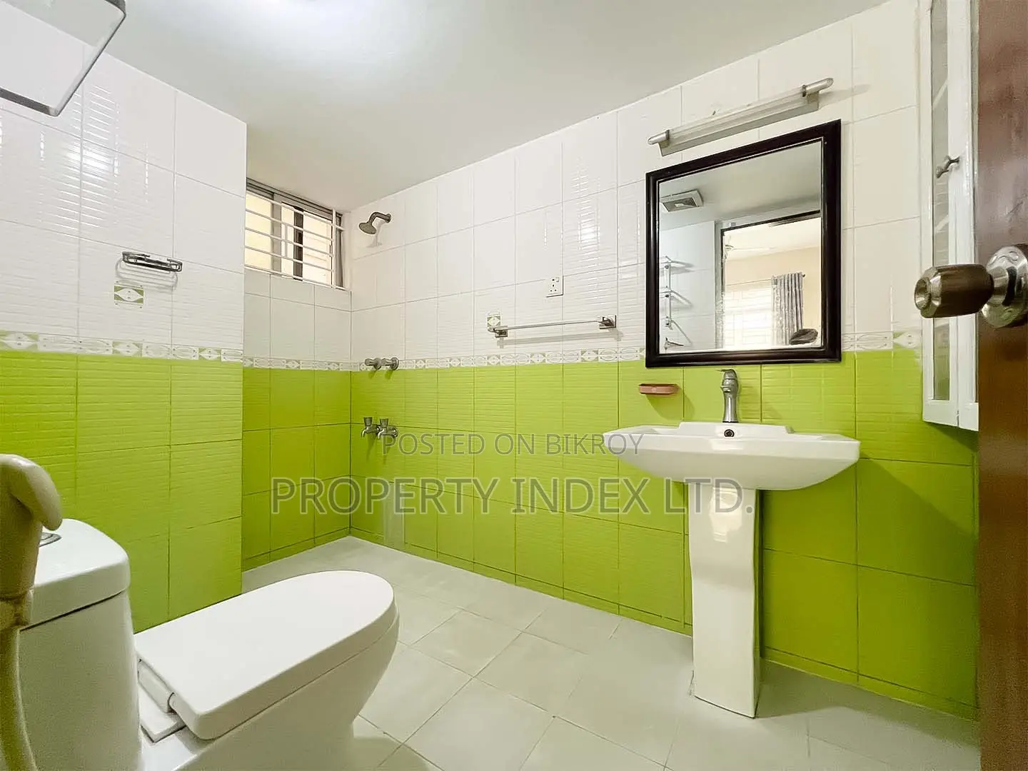 2191 Sq Ft Flat for Sale in Sector 4 in Uttara