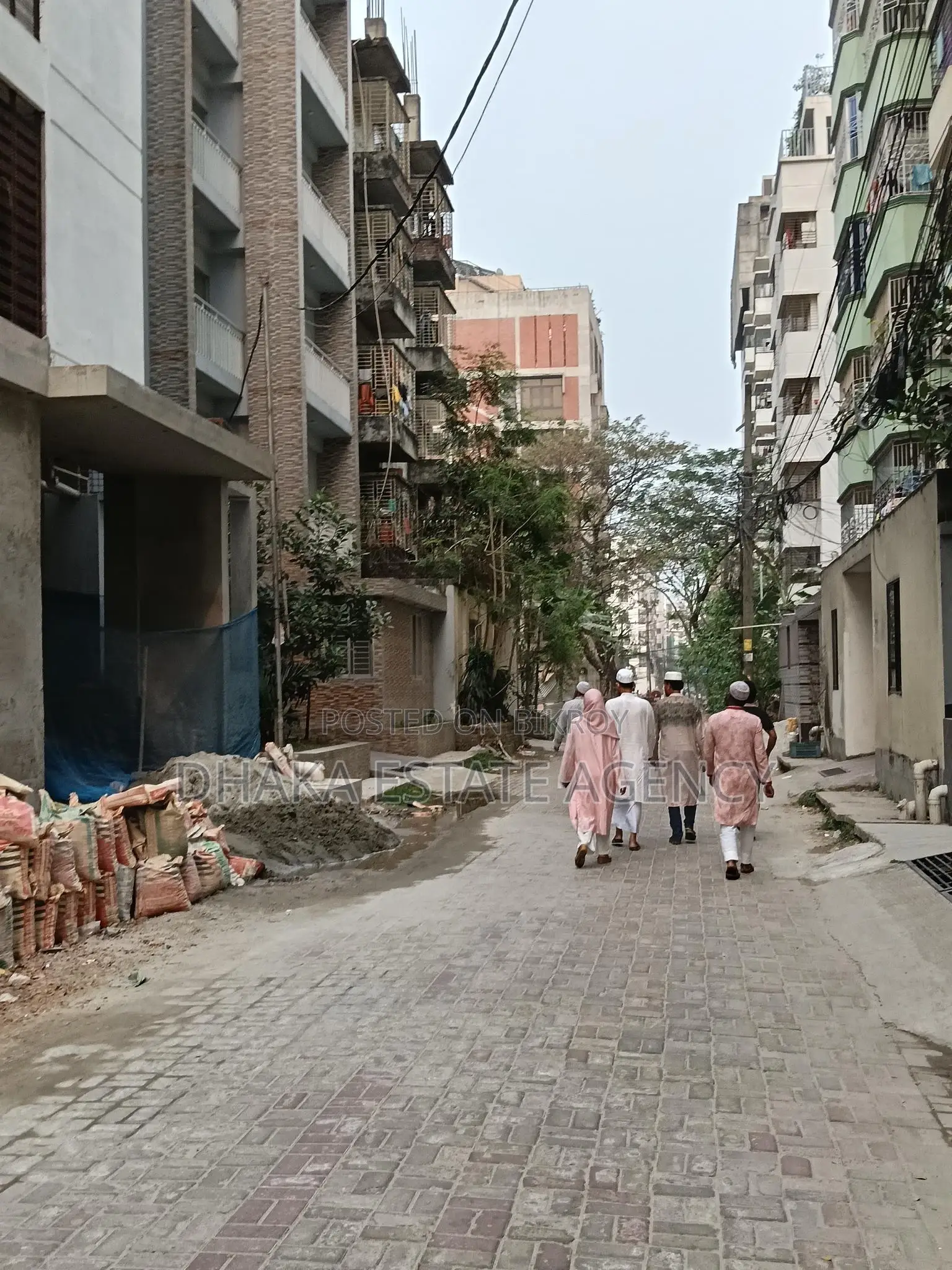 Block-L, South Facing 5 Katha Plot Sale in Basundhara