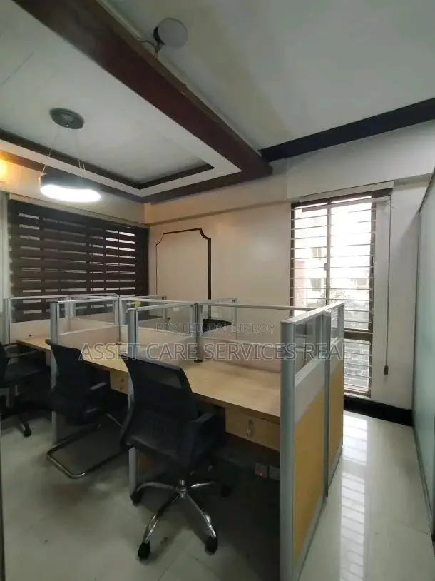 2800-Sqft Furnished Office Space Rent In Banani in Banani
