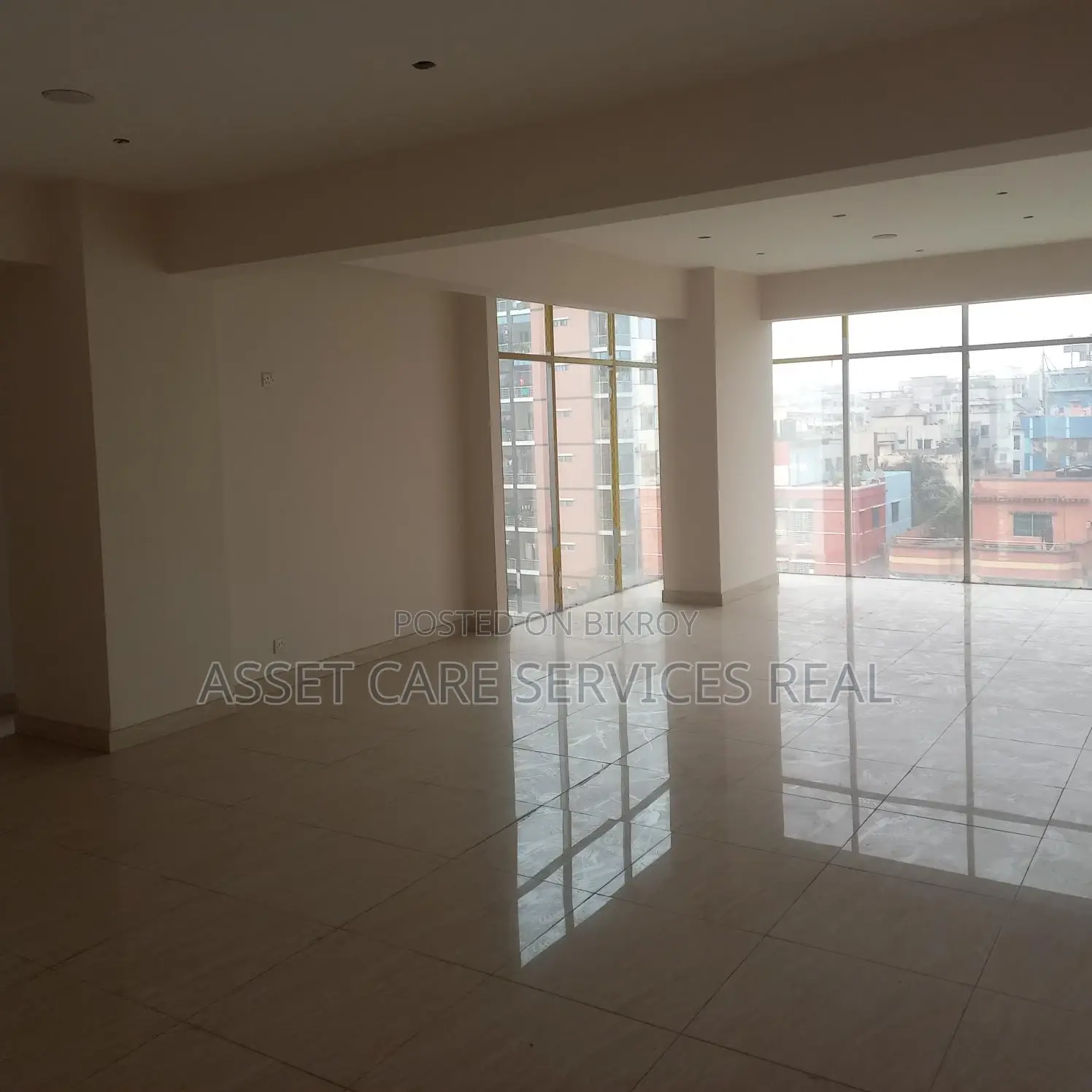 Commercial space for rent @ Gulshan Avenue in Gulshan