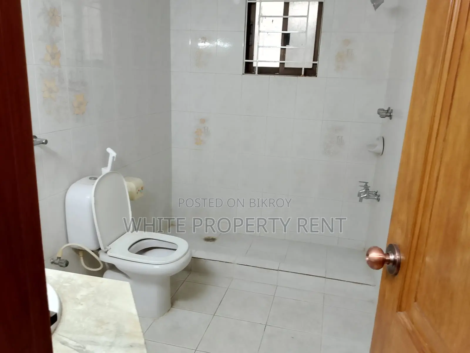 Apartment Rent at Gulshan Road 122 in Gulshan