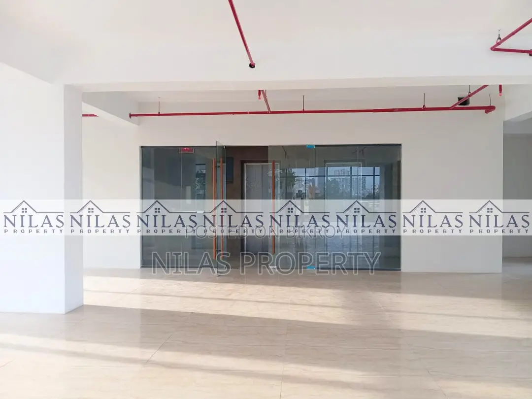 New Luxury Commercial 3500 Sft Space for Rent in Banani in Banani
