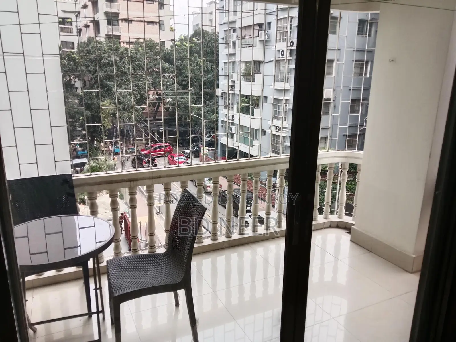 beautiful 3200 sft 4 Bed room apt rent in Gulshan 2 North side in Gulshan