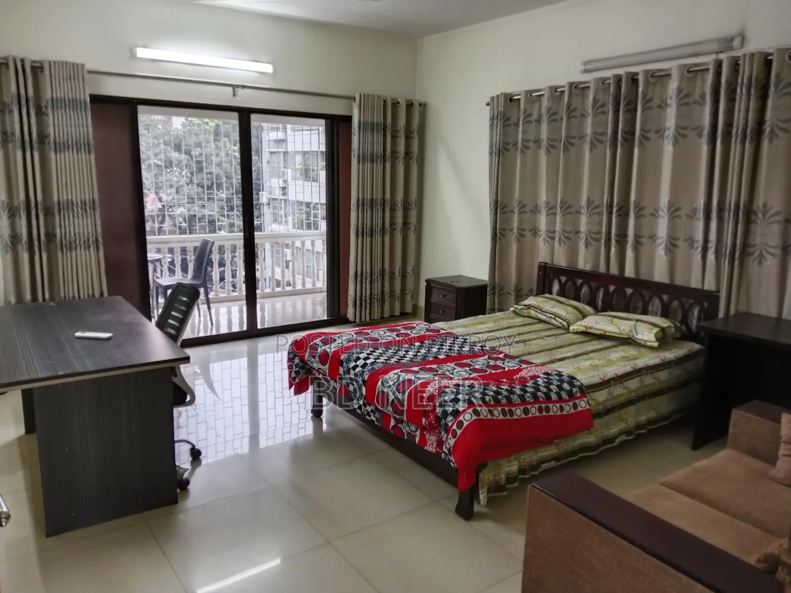 beautiful 3200 sft 4 Bed room apt rent in Gulshan 2 North side in Gulshan