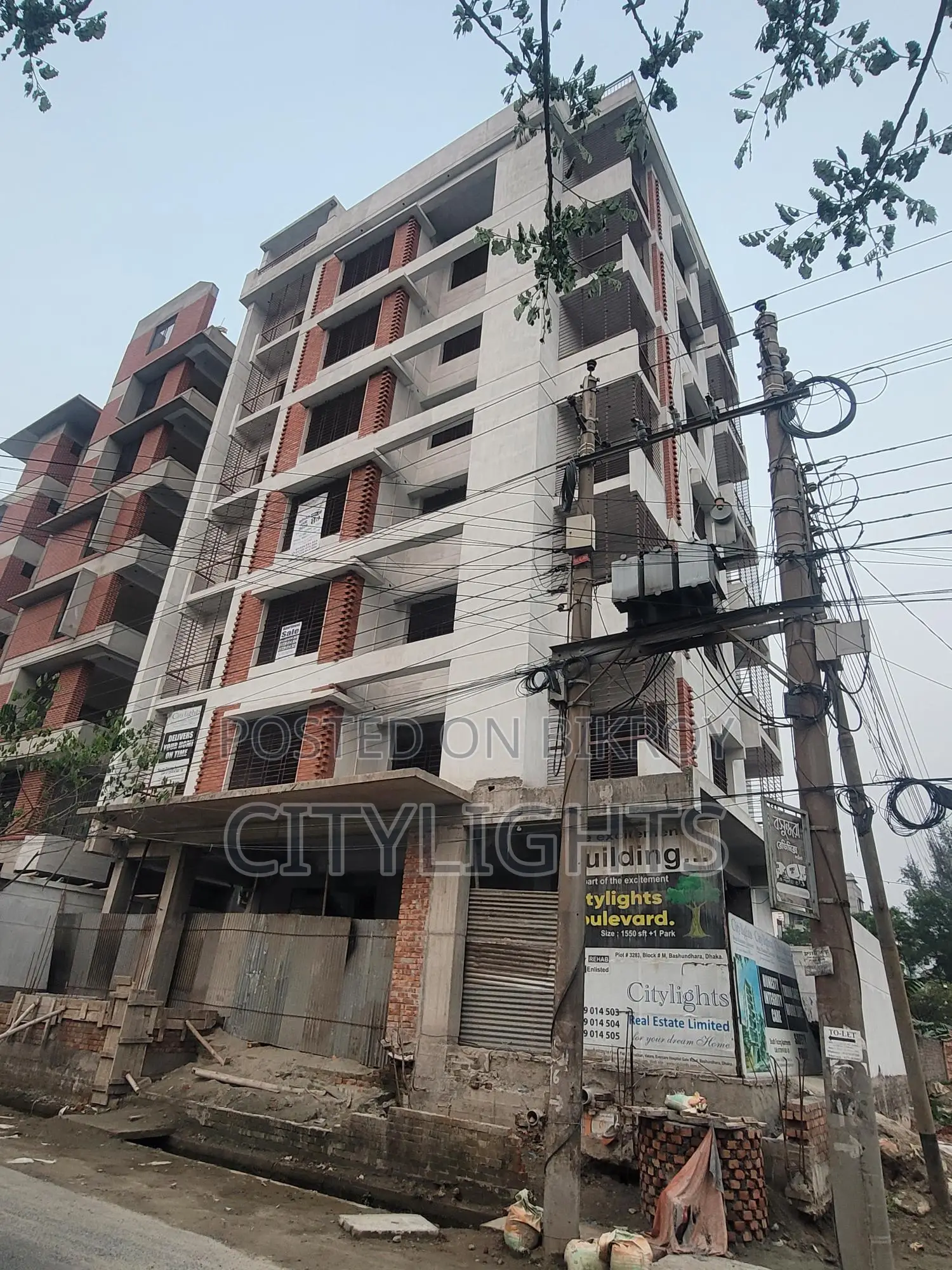 High Quality South West Corner 1550 sft Apartment in Basundhara