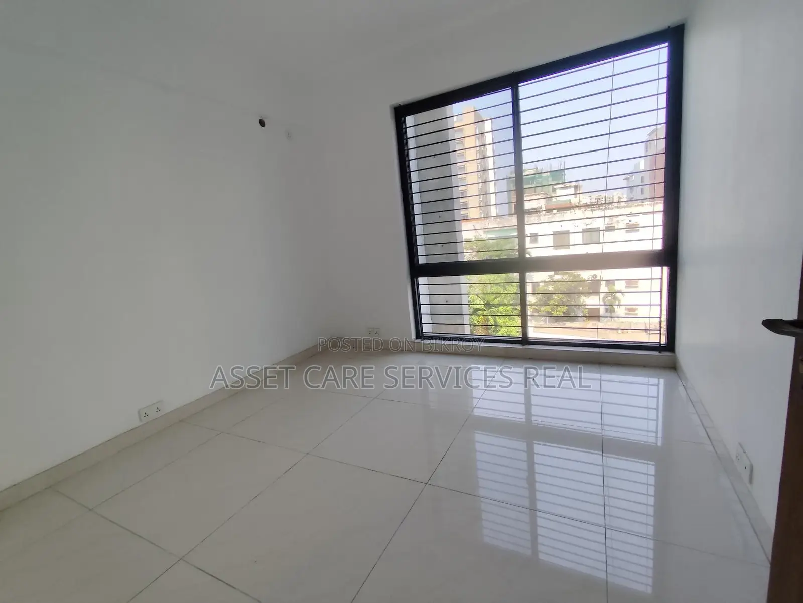 New 4Bed Gym-Pool Facilities Apartment Rent Baridhara Diplomatic Zone in Baridhara