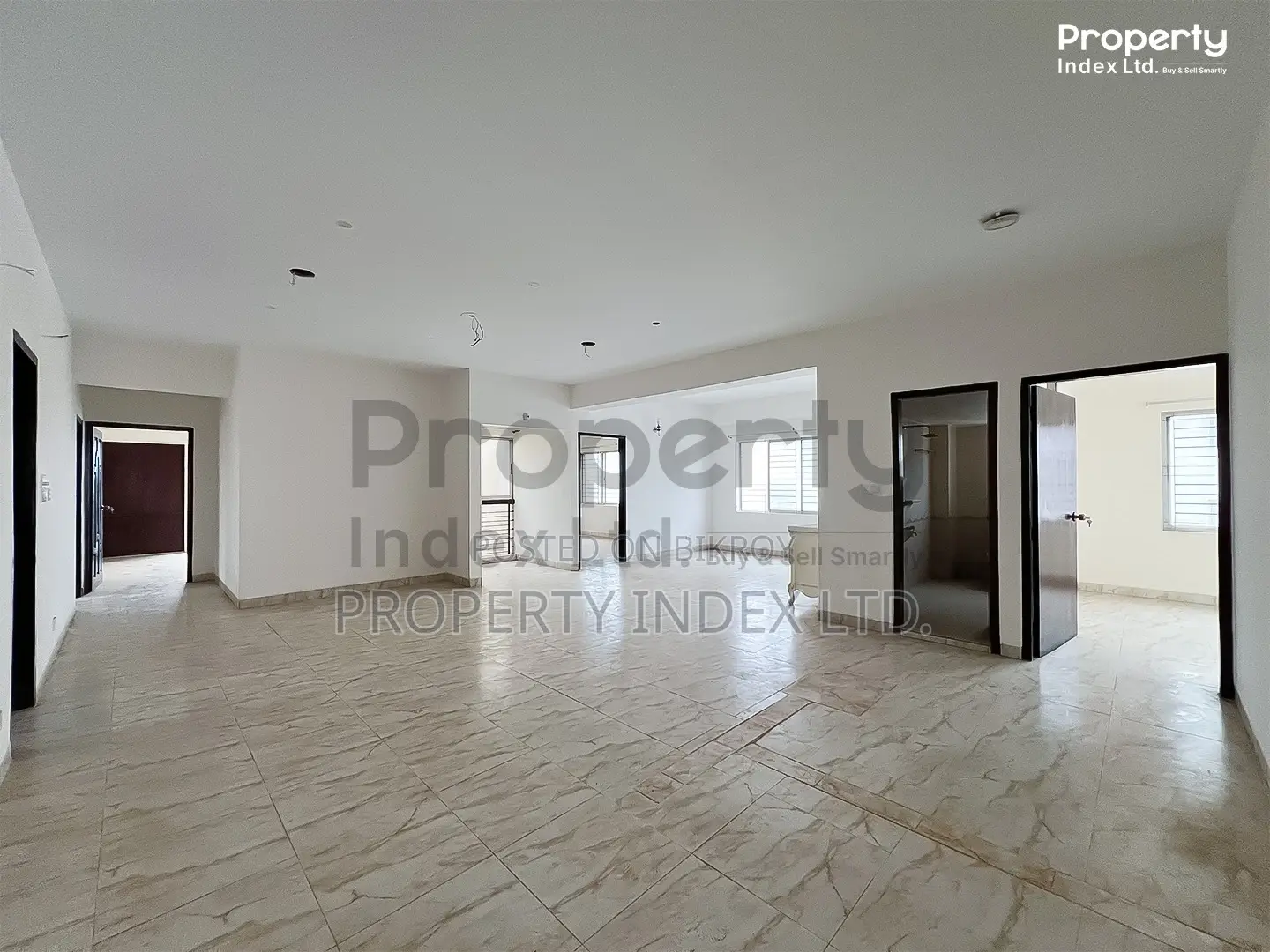 2518 Sqft Apartment for Sale in Sector 10 in Uttara