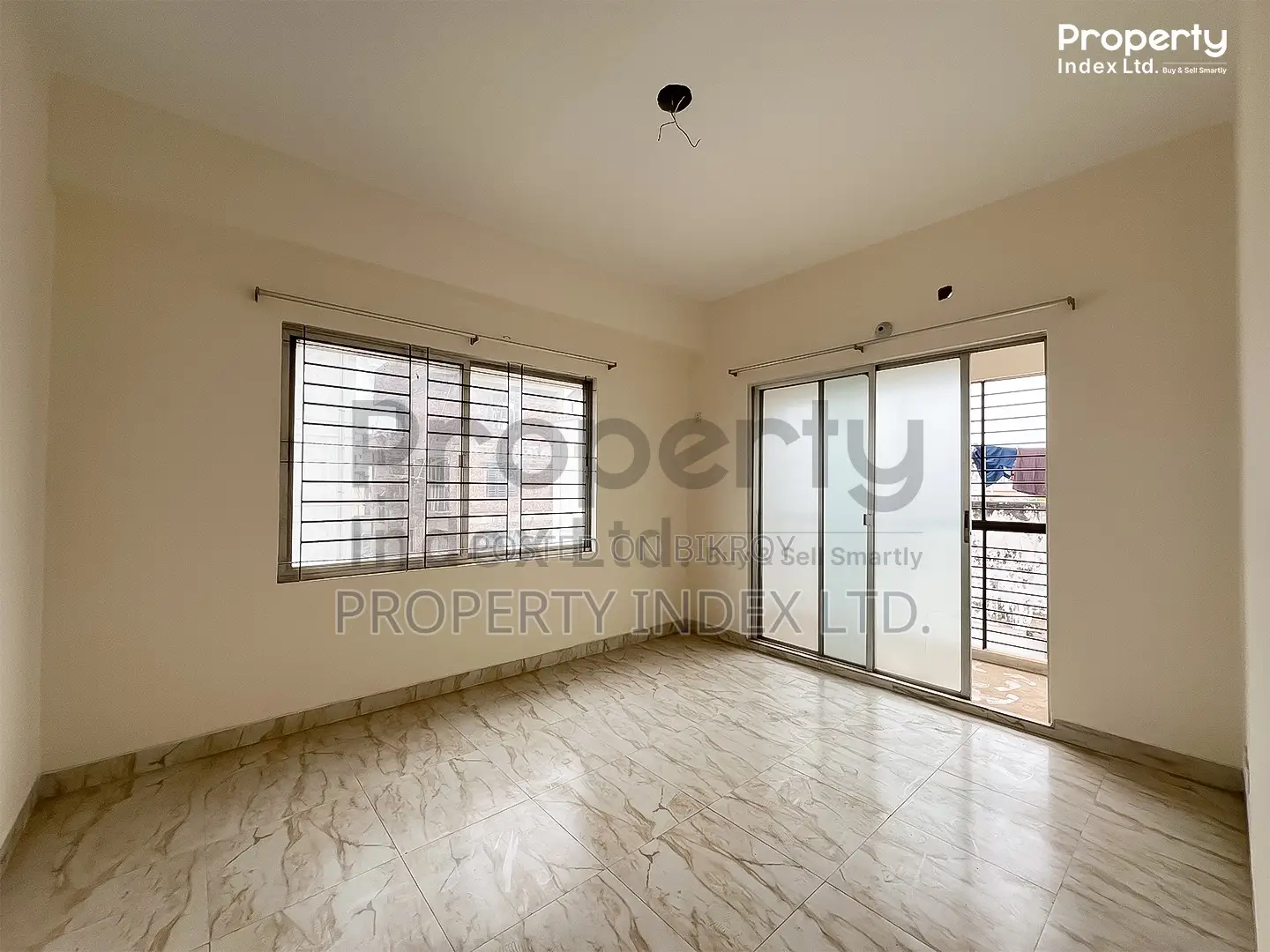 2518 Sqft Apartment for Sale in Sector 10 in Uttara